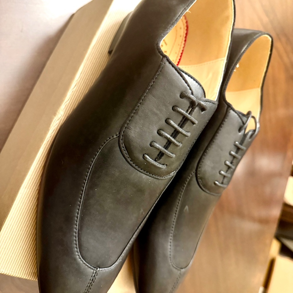 NEW/AUTHENTIC - Christian Louboutin Luxury Men’s Black Leather Dress Shoes - Picture 13 of 17
